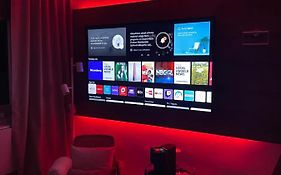 De Luxe Apartment, Wifi, Tv 65