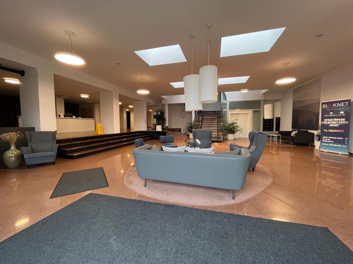 De Luxe Apartment, Wifi, Tv 65" Praga Zewnętrze zdjęcie